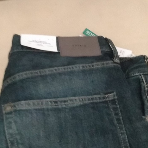 Jeans - Picture 2 of 6